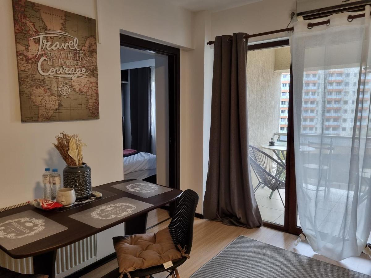 Lovely & Comfy, Central Apt In יאשי מראה חיצוני תמונה